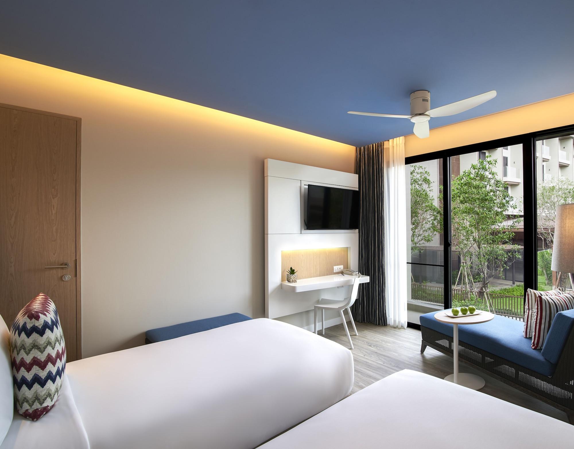 Отель Ozo Phuket Ката-Бич Экстерьер фото